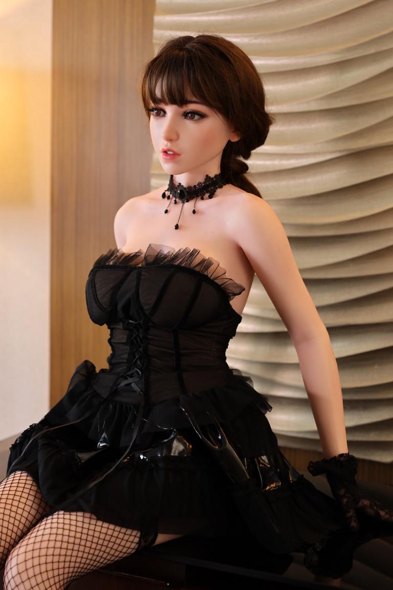 Gynoid - Model 9 ELINA (148cm)