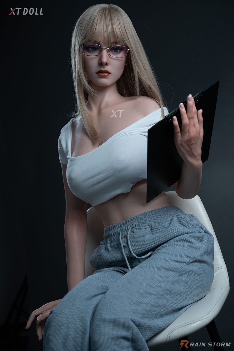 163cm 5ft3 F-cup Irina Silicone (XT-18)