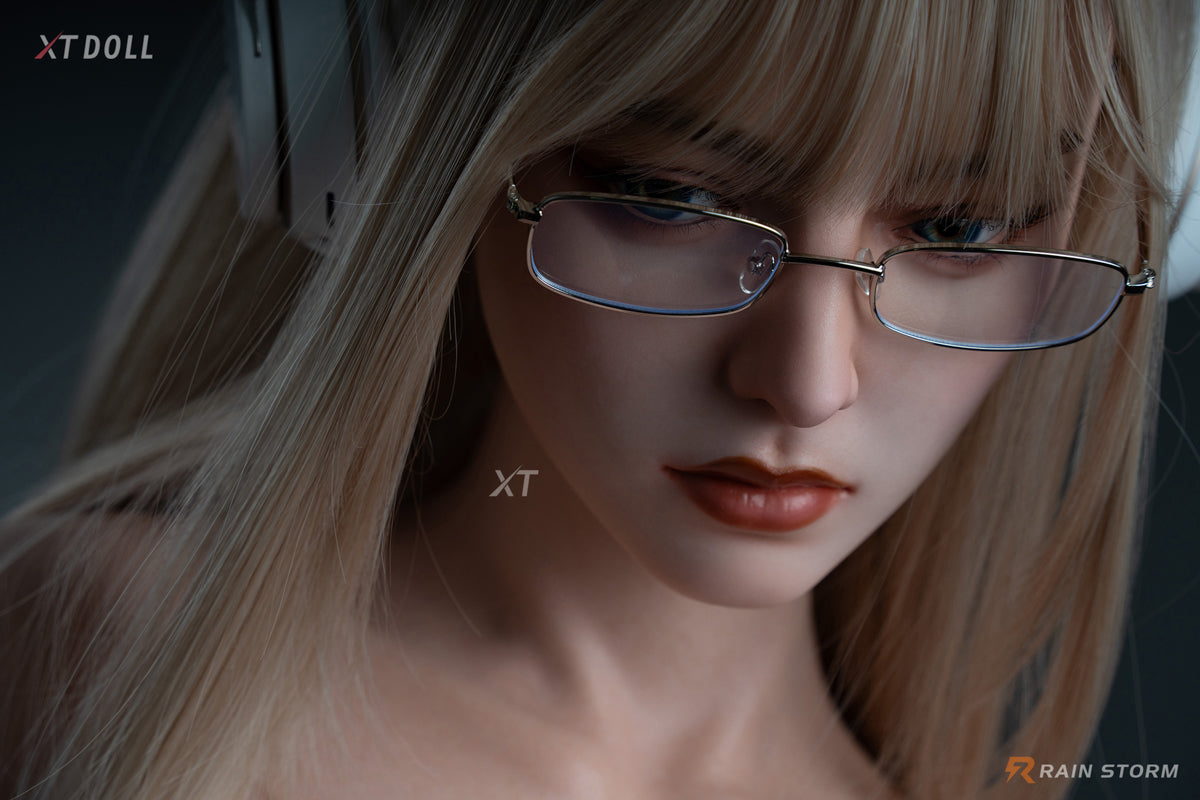 163cm 5ft3 F-cup Irina Silicone (XT-18)