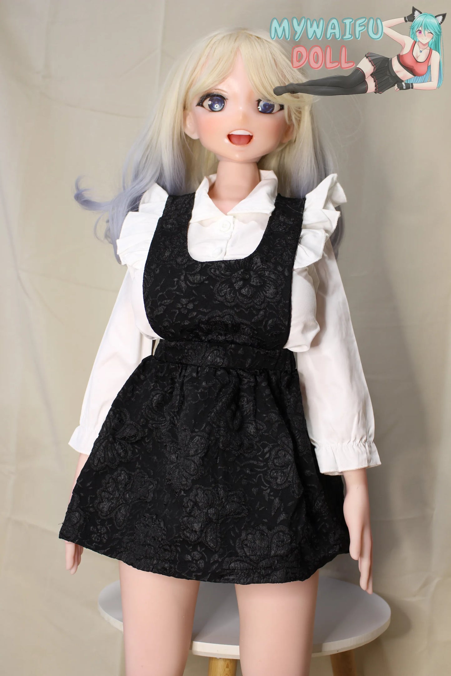Premium Maid-Inspired Outfit – Elegant & Detailed