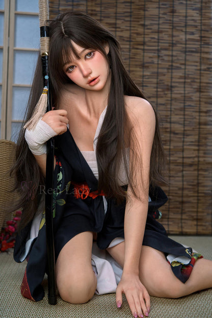 Japanese sex doll RL150 T4 Evie Silky Cream