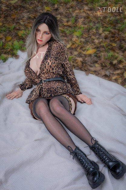 (Hot) 165cm 5ft4 E-cup  Melanie Silicone (XT-15-B)