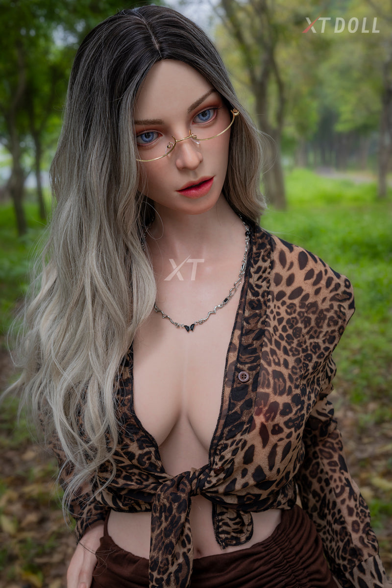 (Hot) 165cm 5ft4 E-cup  Melanie Silicone (XT-15-B)