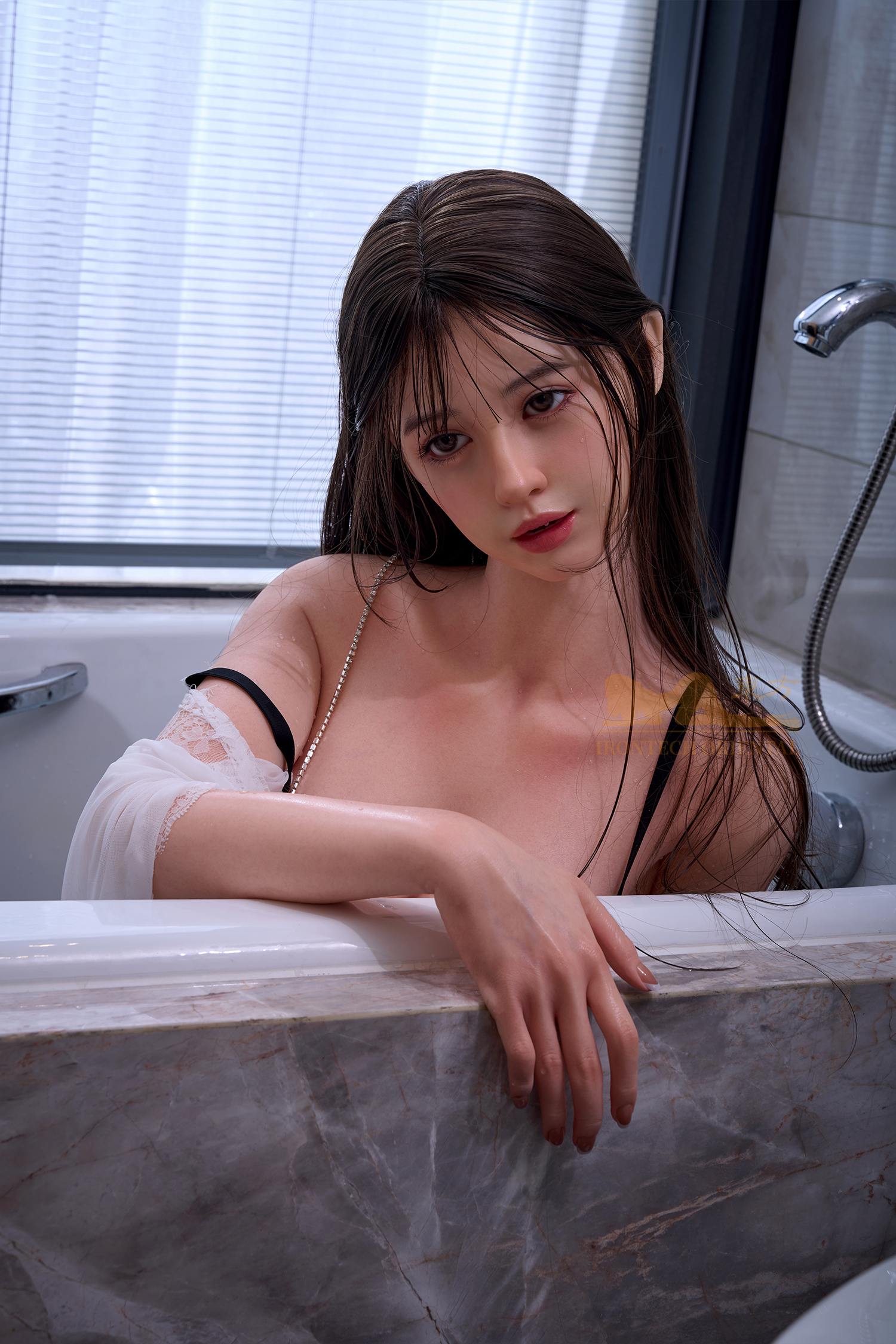 Asian Sex Doll 158T A4 Misaki (みさき) Silk Glow